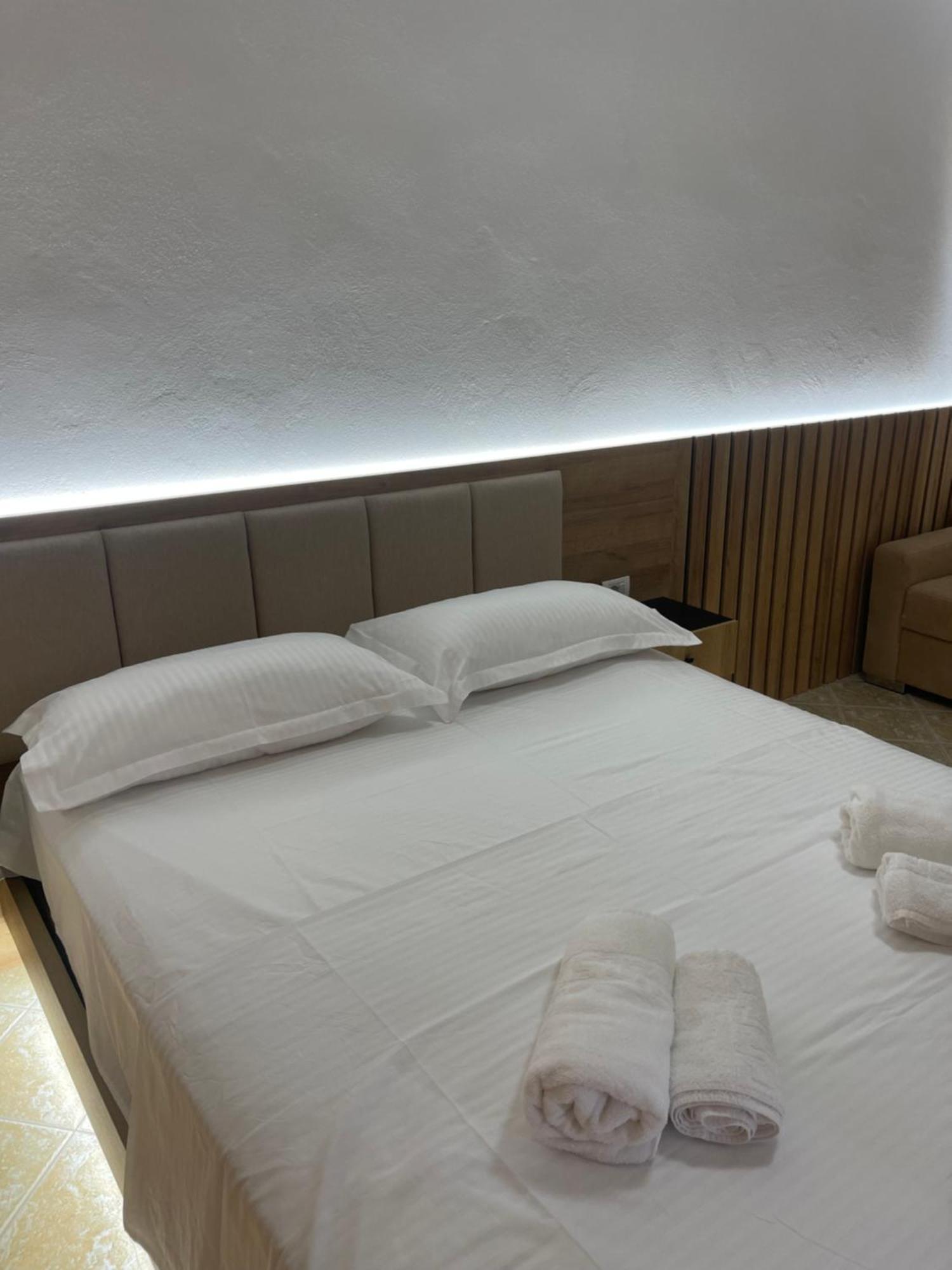 Hotel Riti Široka エクステリア 写真